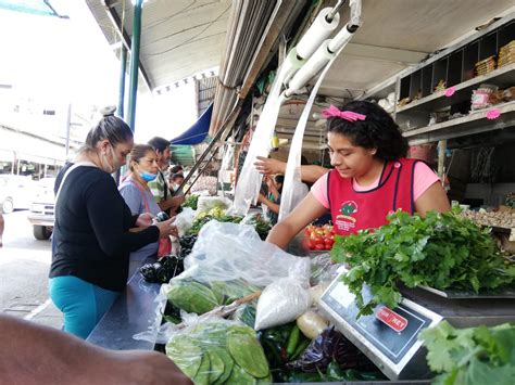 Mercados En Le N Ven Dif Cil Mantener Protocolos De Sanidad Grupo Milenio