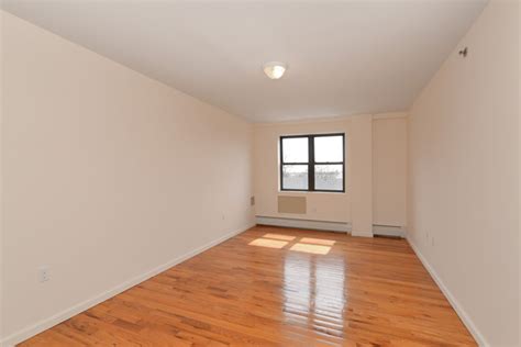 36 hilton ave unit 101 hempstead ny 11550 rentals in hempstead at 36 hilton ave hempstead ny