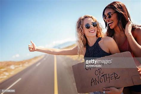 Hipster Holding Sign Photos Et Images De Collection Getty Images
