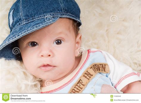 Menino Recém Nascido Na Moda Fotos De Stock Imagem 11003343