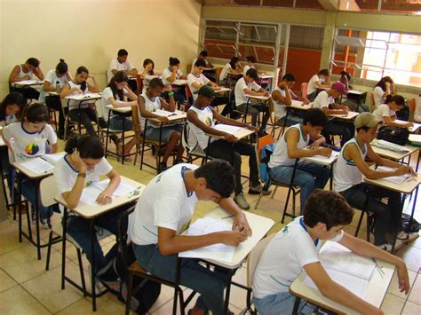 Escolas Da Rede Estadual De Santa Catarina Iniciam As Aulas Nesta