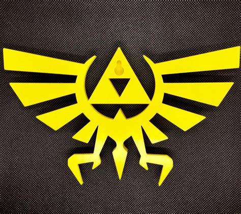 3d Printed Hyrule Hylian Crest From Zelda Etsy Prints 3d Printing