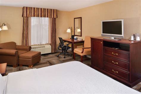 Hampton Inn And Suites Meridian I 84 Exit 46 Id See Discounts