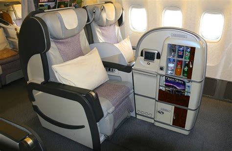 Plan De Cabine Emirates Boeing B777 300er Two Class Seatmaestrofr