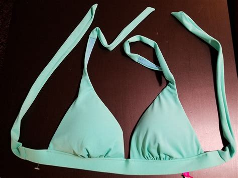 Victoria Secret Aqua Halter Top Bikini Swimwear Size M Gem