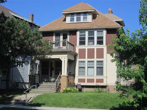 2924 N Maryland Ave Milwaukee Wi 53211 Redfin