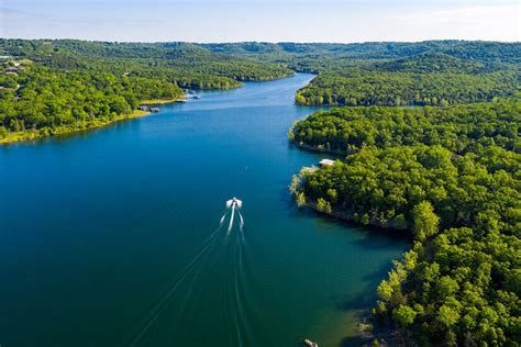Adventures Around Table Rock Lake In Missouri Wander The Map