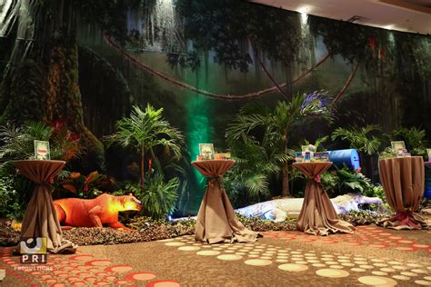 Pin By Katie Farris On Trade Shows Jungle Theme Jungle Theme Parties