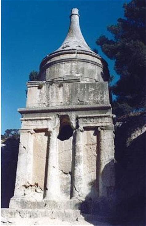 The jewish wars began in 66 a.d. Absalom's Pillar - Jerusalem