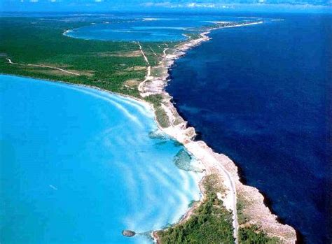 El atlántico es la parte del océano mundial de la tierra que separa américa —al oeste— de europa y áfrica —al este— se extiende desde el océano glacial ártico, en el norte, hasta el antártico, en el sur. Diferencias entre el océano Pacífico y océano Atlántico ...