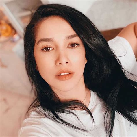 10 Artis Ini Berasal Dari Jakarta