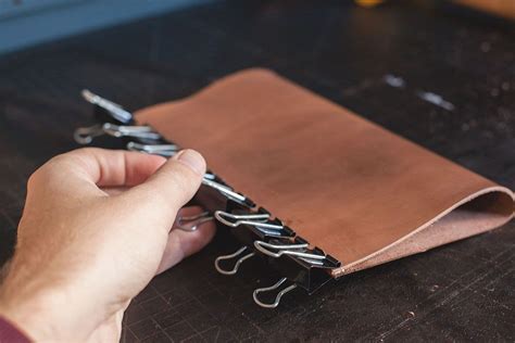 Beginners Guide To Leatherworking Leather Working Leather Working