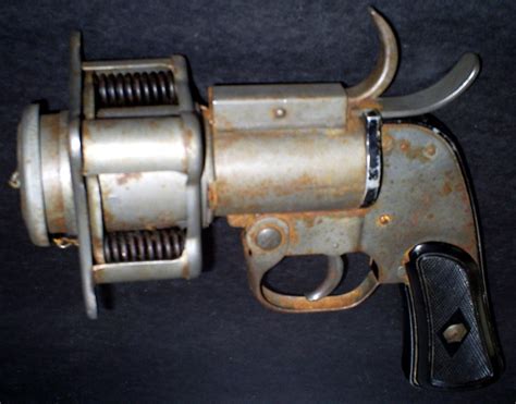 Wwii Model M8 Flare Pistol And Aircraft Wall M For Sale