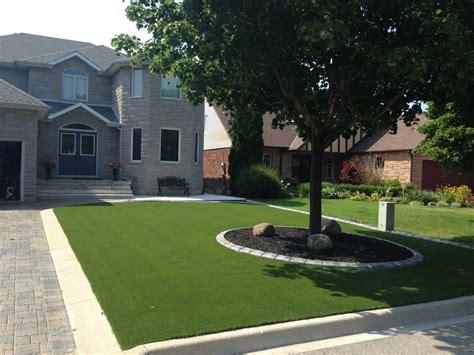 Front Yards Look Great With Artificial Grass Artificial Grass Toronto