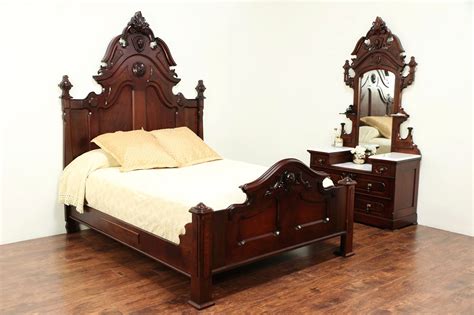 Victorian Antique Queen Size Walnut Bedroom Set Marble Top Dresser