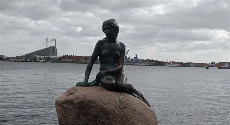The Little Mermaid Becomes An Icon For Copenhagen The
