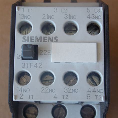 Siemens 3tf42 Magnetic Contactor 3 Phase 30 Amp 208v Coil Used