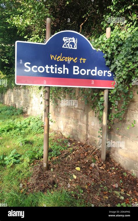 Welcome To The Scottish Borders Sign The Anglo Scottish Border