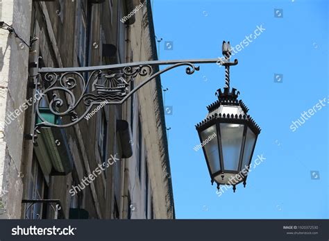 Dark Streetlight Lisbon Portugal Stock Photo 1920372530 Shutterstock