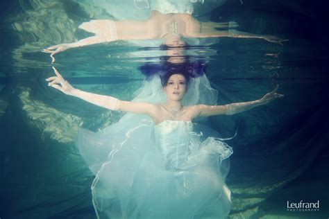 Leufrand Photography Fashion Underwater