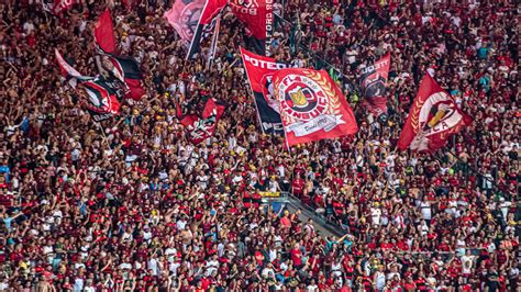 Torcida Do Flamengo Esgota Ingressos Para A Partida Contra O Ceará