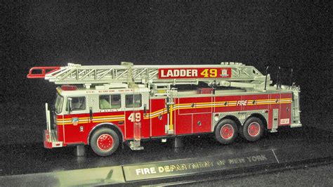 Fdny Fire Truck Model Daron Fdny Ladder Truck With Lights And Sound