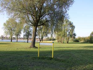 Blootkompas Lees Alles Over Het Naaktstrand Rhederlaag Op Blootkompas