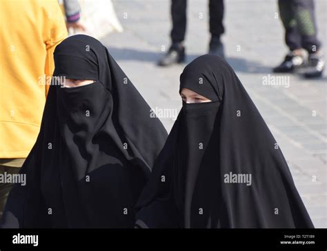 Why Does A Muslim Woman Wear Hijab Dresses Images 2022 Page 10