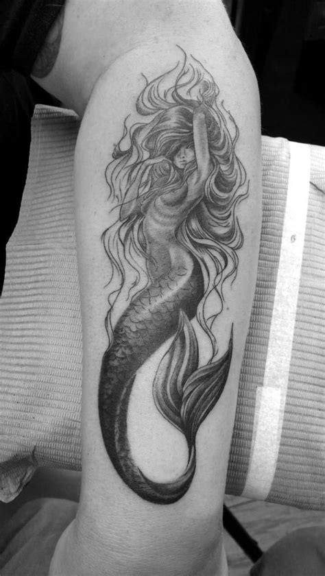 Black And White Mermaid Tattoo Sleeve I Love Feminine Tattoos But The