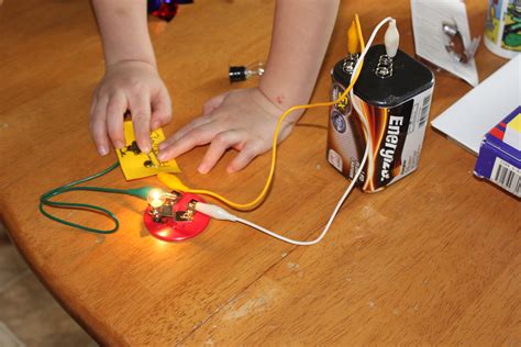 Ac current (alternating current) like in a wall outlet. Electricity Experiments for Kids