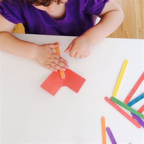 Voir plus d'idées sur le thème activites enfants 2 ans, enfant 2 ans, activité noël. Activité manuelle 2 ans - 15 idées pour occuper et ...