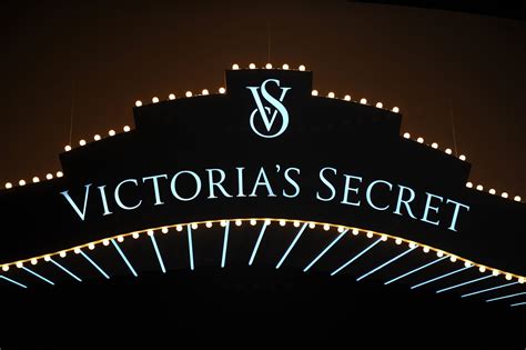 Victorias Secret Logo Wallpaper