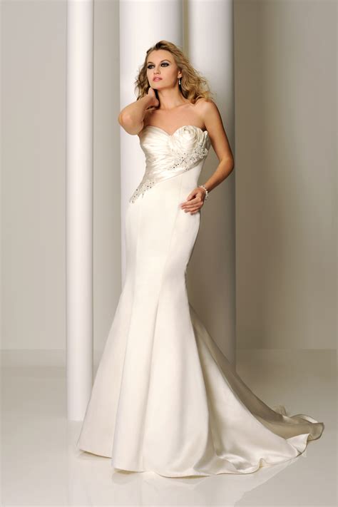 See more ideas about wedding dresses, wedding, dream wedding dresses. 35 Inspirational Ideas of Simple Wedding Dresses | The ...