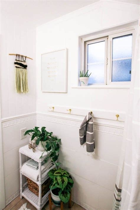 Can i see some photos of past homeworx projects? budget bathroom update. The remodel of my small bathroom ...