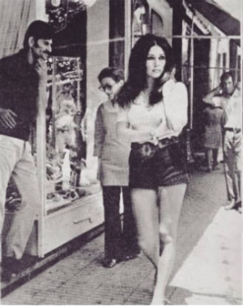 Beautiful Iran Before The Dark Islamic Revolution 1979 Iranian Fashion Persian Women Iranian