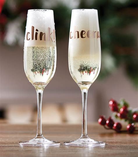 GLASS: How To Make Holiday Champagne Flute | Champagne flutes diy, Champagne flute, Champagne ...