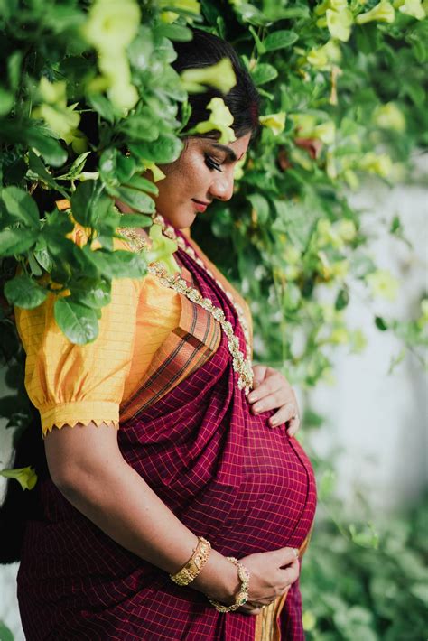 Maternity Photoshoot In Saree South Indian Style Little Vows