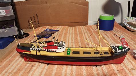 North Sea Trawler Plastic Model Ship Kit Scale