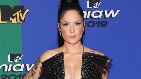 Halsey Reveals She Successfully Quit Nicotine After Smoking For 10