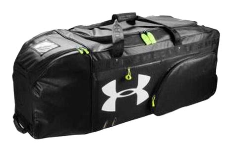 Under Armour Football Extra Large Duffel Bag With Helmet Pocket Uasb Xl