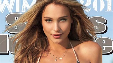 Hannah Davis Lands Sports Illustrated Swimsuit Edition 2015 Cover See The Racy Shot
