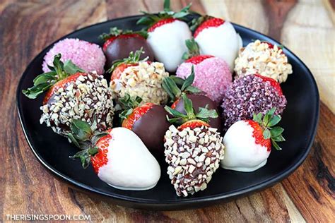 Easy Chocolate Covered Strawberries The Rising Spoon
