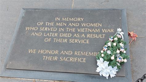 Vietnam Veterans Memorial In Memory Plaque Us National Park Service