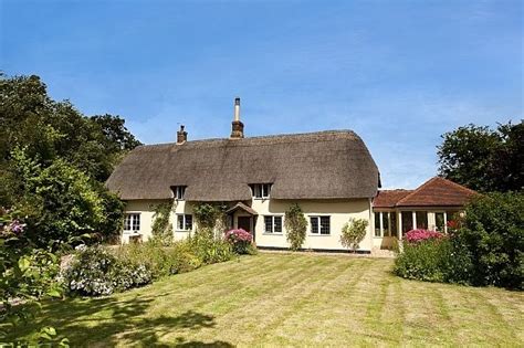 Pretty As A Picture The Idyllic Farmhouse Holiday Cottage In The New