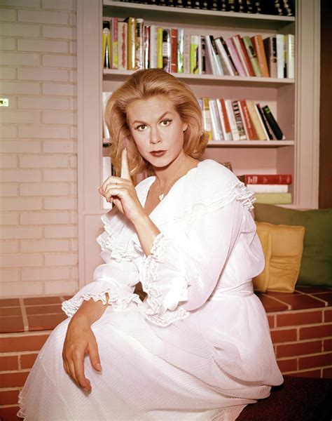ELIZABETH MONTGOMERY In BEWITCHED 1964 Photograph By Album Fine