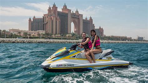 Create a lasting memory of fun, excitement & adventure. Jet Ski Tour Dubai - Water Parks Duabi| Dubai Tour Servies