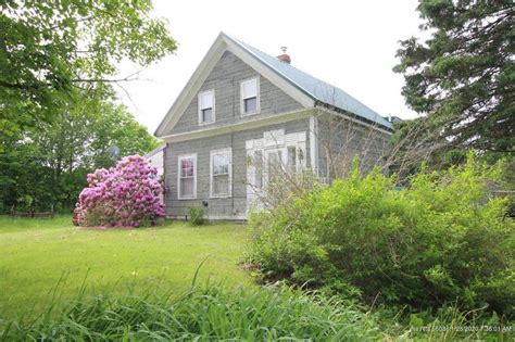 C1850 Maine Fixer Upper Farmhouse For Sale W30 Acres 79000 Off