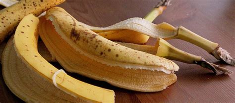 Stop Throwing Away Banana Peels 7 Ways You Can Use Them Healthy Food