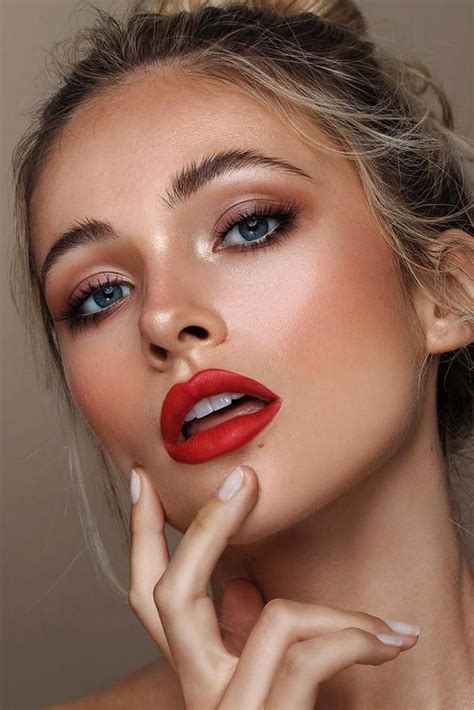 Wedding Makeup 2019 Natural With Bright Red Lips Vivis Makeup Wedding