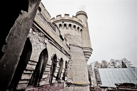 Le Théâtre De Mon Cerveau Old Castles And Churches